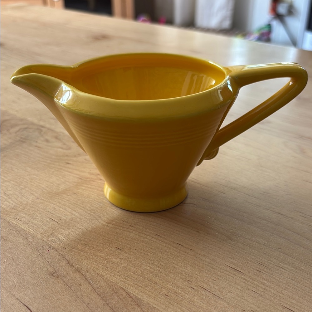 Harlequin by Homer Laughlin creamer